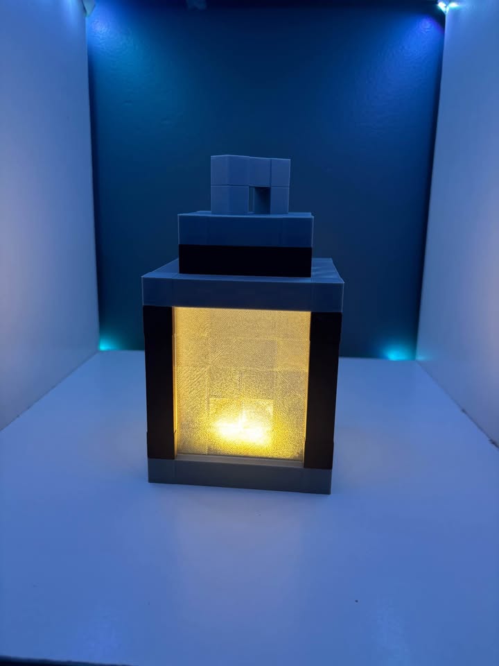 Minecraft lantern desk lamp