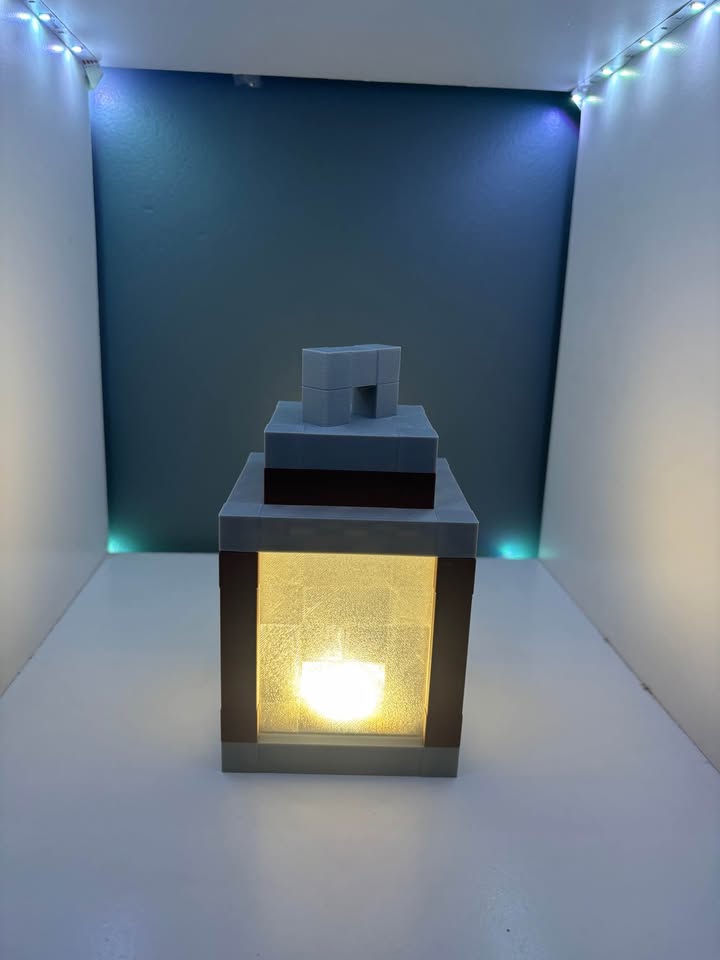 Minecraft lantern desk lamp